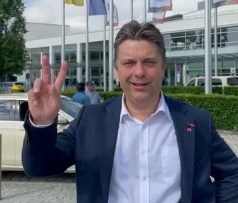 Від усього колективу МНС Груп вітаю Вас з наступаючим Новим Роком та Різдвом!